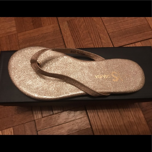 Gold Glitter Flip Flops - New In Original Box! - Picture 3 of 5